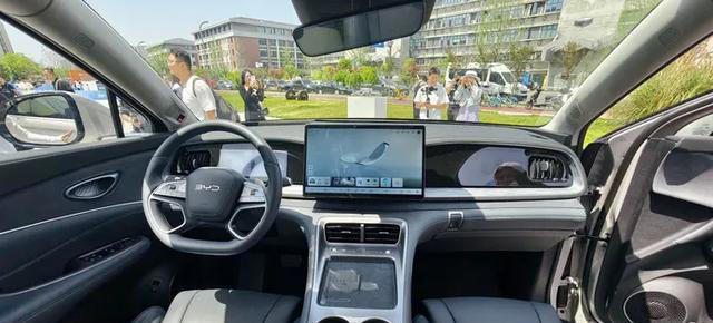 中大型插混SUV，誰還敢高過這個價？