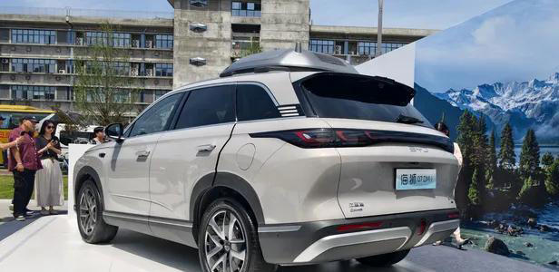 中大型插混SUV，誰還敢高過這個價？