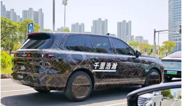 20萬買超5米大SUV，智能續(xù)航雙王炸，能干翻理想L9？