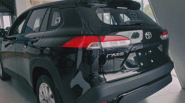 8萬多買合資SUV，上個(gè)月仍狂銷11969臺(tái)，燃油車還能這么玩？