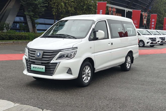 限時置換一口價9.98萬起風行菱智家族新車上市