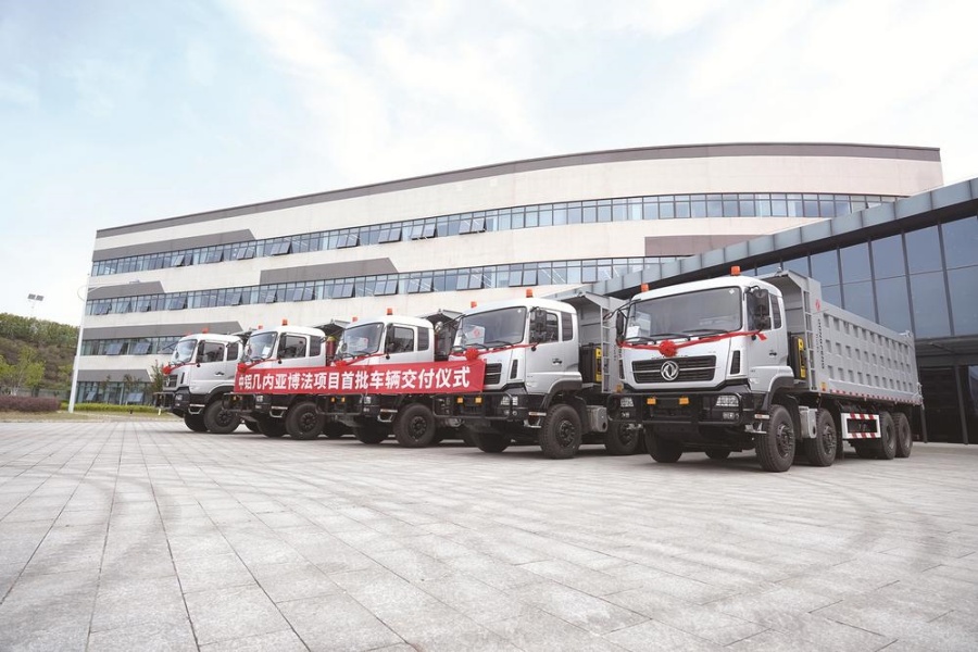 東風進出口批量交付中鋁集團海外項目用車