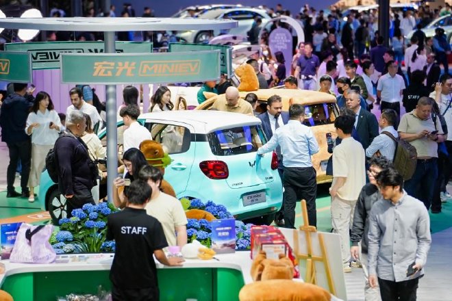 持續熱銷宏光MINIEV4月銷量28990臺