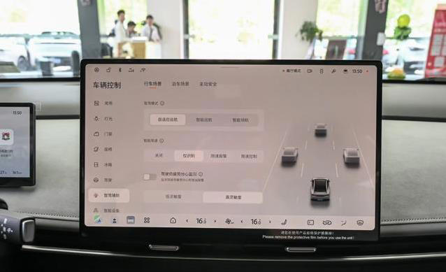 12萬買C級純電車，續航超500公里，日產N7真這么香？