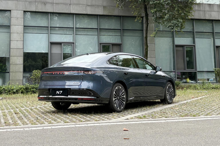 試駕東風日產N7丨智能化看齊新勢力，合資品牌終于摸到電動車“門道”