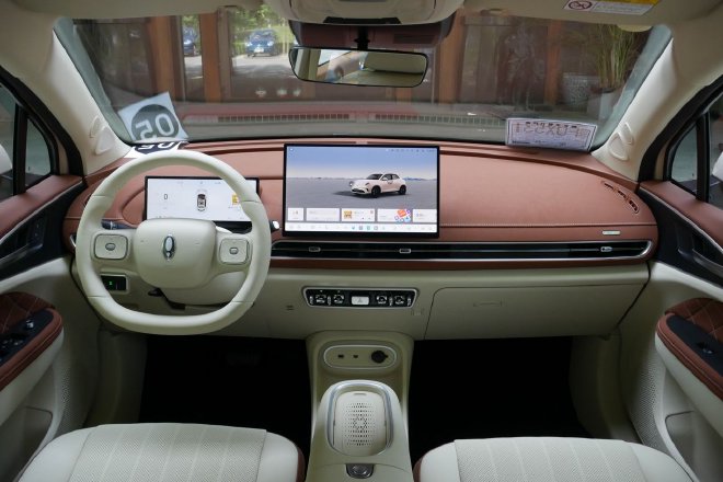 更靈活、更智能試駕2025款歐拉好貓
