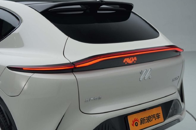 升級也可以做減法靜態體驗智己LS7煥新版