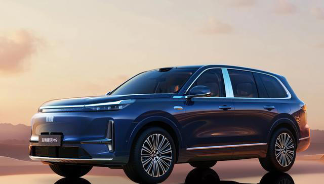 全尺寸SUV賣20萬級，長超5米2，4.5秒破百，虧電4.8L，續航1500km