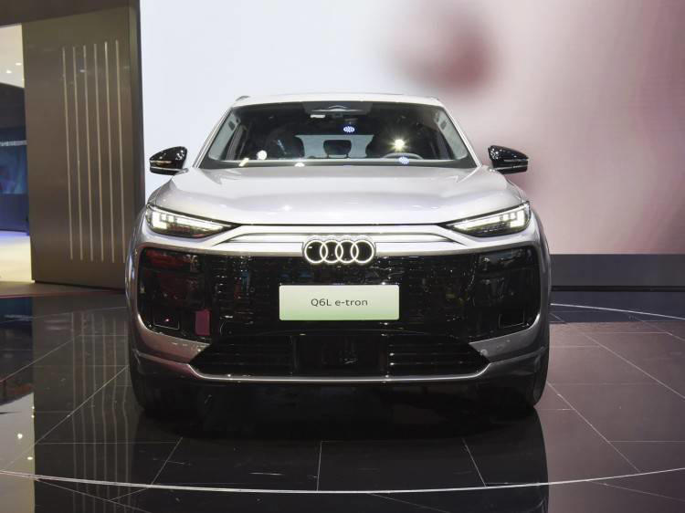 奧迪Q6Le-tron開啟預售，最能打的傳統豪華品牌電車這就來了？
