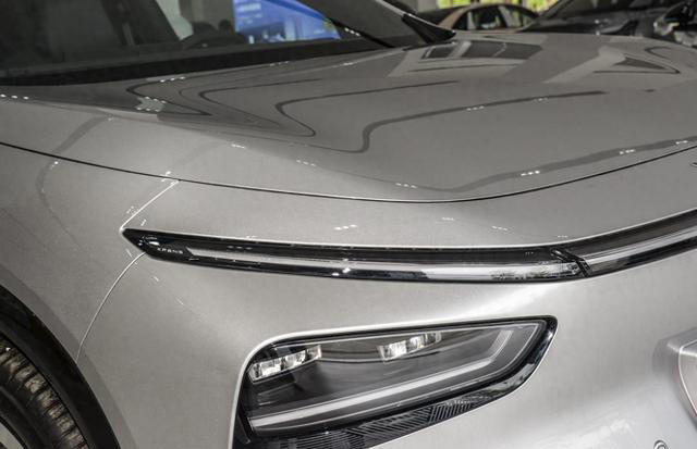小鵬G7即將上市,車寬近2米,外觀時尚,純電續航里程超700km 小鵬G7即將上市,車寬近2米,外觀時尚,純電續航里程超700km